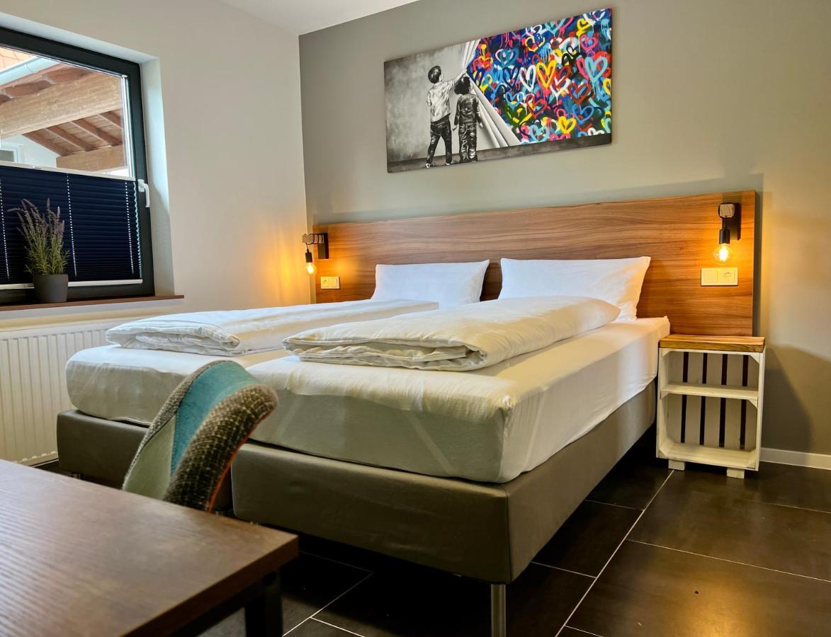 Junipro Apartments & Rooms Bosen-Eckelhausen Екстер'єр фото